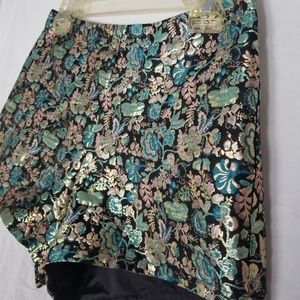Metallic Puffy Jacquard Shorts